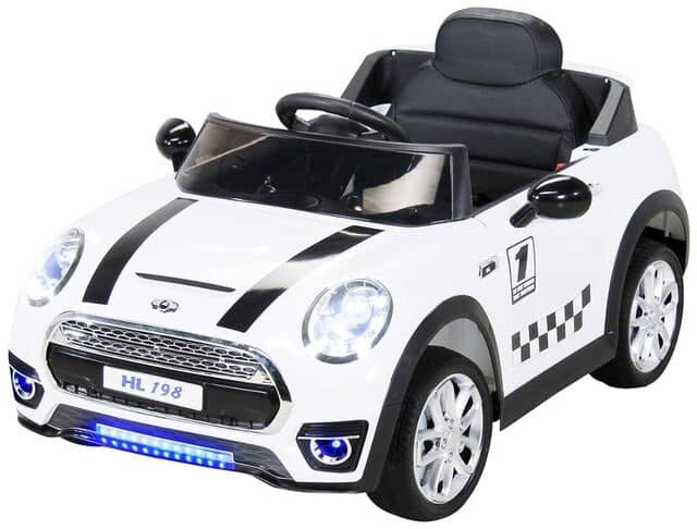 Auto Elettrica Per Bambini Bianco Di 4 Anni